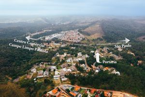 Image 13 - 922931
