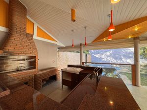 Image 37 - 922947