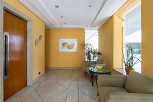 Image 30 - 922949