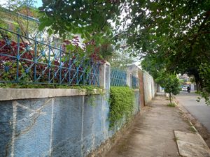 Image 13 - 922950