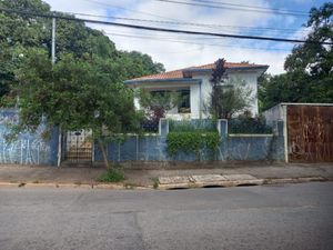 Image 29 - 922950