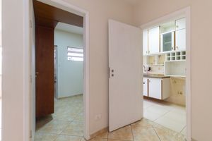 Image 7 - 922954