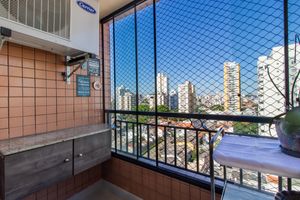 Image 4 - 922956