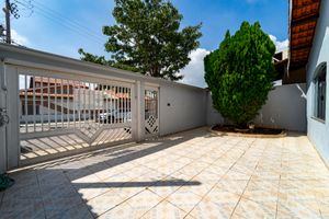 Image 1 - 922957
