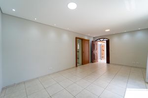 Image 3 - 922957