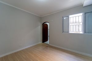 Image 19 - 922957
