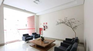 Image 21 - 922961