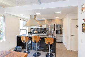 Image 34 - 922966