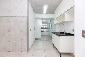 Image 9 - 922966