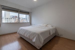 Image 19 - 922970
