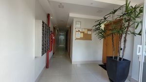 Image 8 - 922971