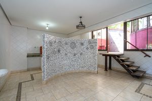 Image 22 - 922972