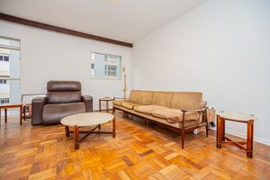 Image 3 - 922982