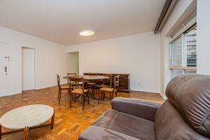 Image 7 - 922982
