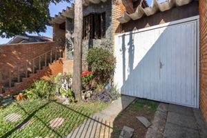 Image 1 - 922983