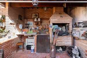 Image 27 - 922983