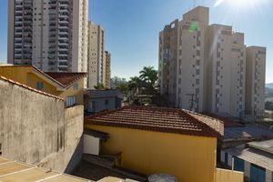 Image 22 - 922989