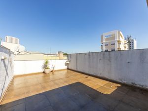 Image 34 - 922993