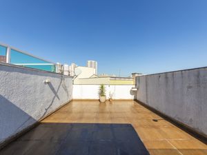Image 33 - 922993