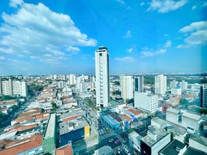 Image 36 - 922995