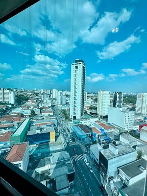 Image 32 - 922995