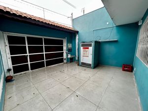 Image 3 - 922996