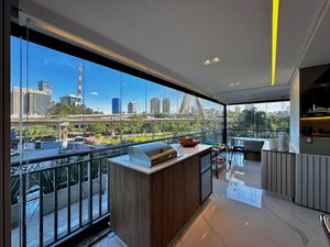 Image 27 - 922998