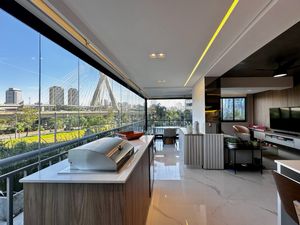 Image 28 - 922998