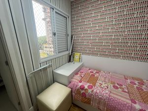 Image 16 - 923001