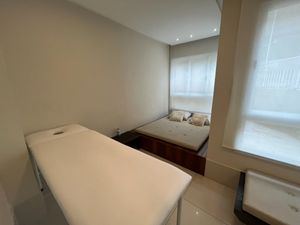 Image 30 - 923001
