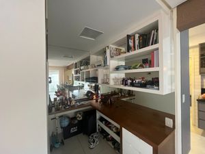 Image 24 - 923001