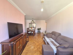 Image 1 - 923002