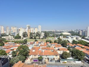 Image 11 - 923002
