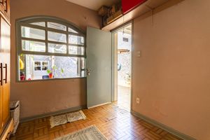 Image 30 - 923003
