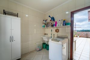 Image 13 - 923019