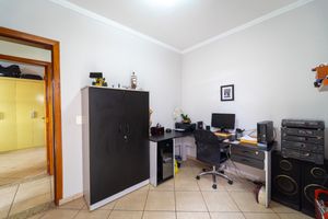Image 21 - 923019