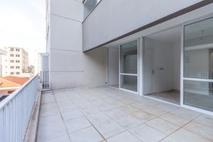 Image 21 - 923030