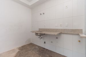 Image 4 - 923030
