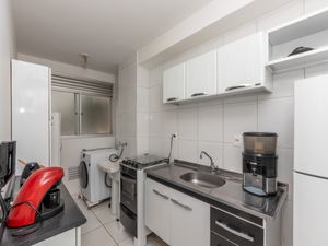 Image 6 - 923031