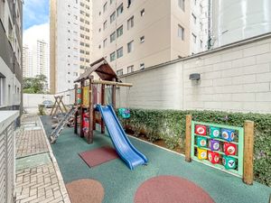 Image 18 - 923031