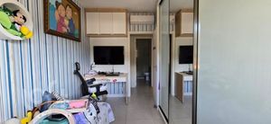 Image 4 - 923072