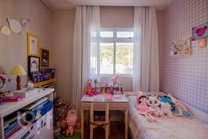 Image 28 - 923073