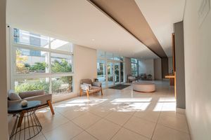 Image 38 - 923153