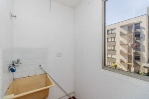 Image 9 - 923154