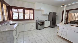Image 21 - 923170