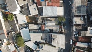 Image 5 - 923179