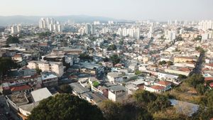 Image 11 - 923179