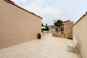 Image 39 - 923199