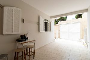 Image 31 - 923199