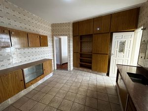 Image 17 - 923207